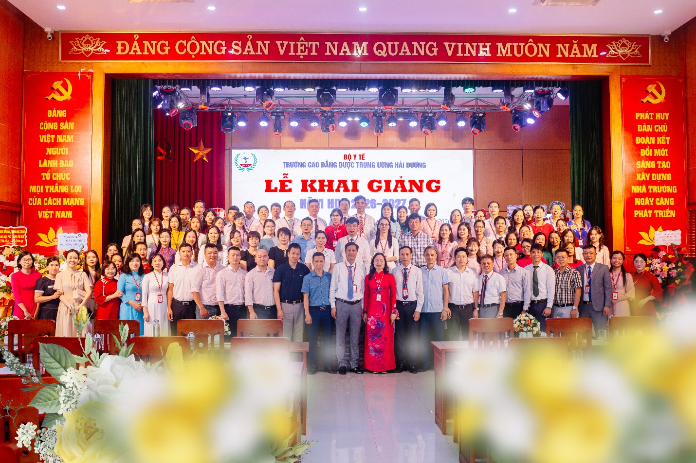 Trường Cao đẳng Dược Trung ương Hải Dương hòa chung khí thế khai giảng năm học mới 2026-2027
