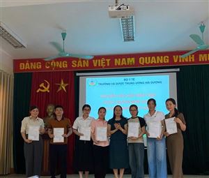 Trường Cao đẳng Dược Trung ương Hải Dương phối hợp tổ chức thành công khóa đào tạo cập nhật kiến thức chuyên môn về Dược tại Lào Cai