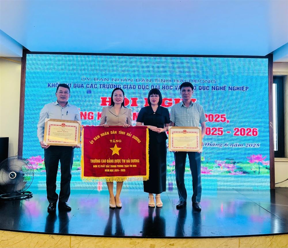  Trường Cao đẳng Dược Trung ương Hải Dương tham dự Hội nghị tổng kết năm học 2024-2025 , khối thi đua các trường giáo dục Đại học & giáo dục nghề nghiệp tỉnh Hải Dương.