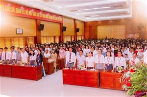 LỄ TỐT NGHIỆP – DẤU ẤN TRƯỞNG THÀNH CỦA CÁC TÂN DƯỢC SĨ CAO ĐẲNG CHÍNH QUY KHÓA 15