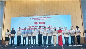 Trường Cao đẳng Dược Trung ương Hải Dương tham dự Hội nghị tổng kết năm học 2024-2025 và triển khai phương hướng, nhiệm vụ năm học 2025-2026