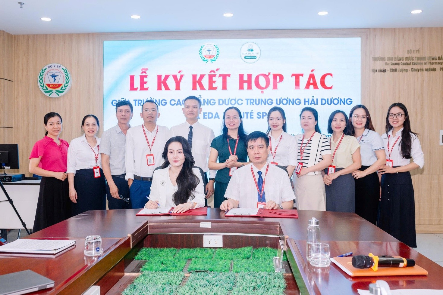 TRƯỜNG CAO ĐẲNG DƯỢC TRUNG ƯƠNG HẢI DƯƠNG KÝ KẾT HỢP TÁC VỚI EDA BEAUTÉ SPA - NÂNG TẦM ĐÀO TẠO NGÀNH CHĂM SÓC SẮC ĐẸP