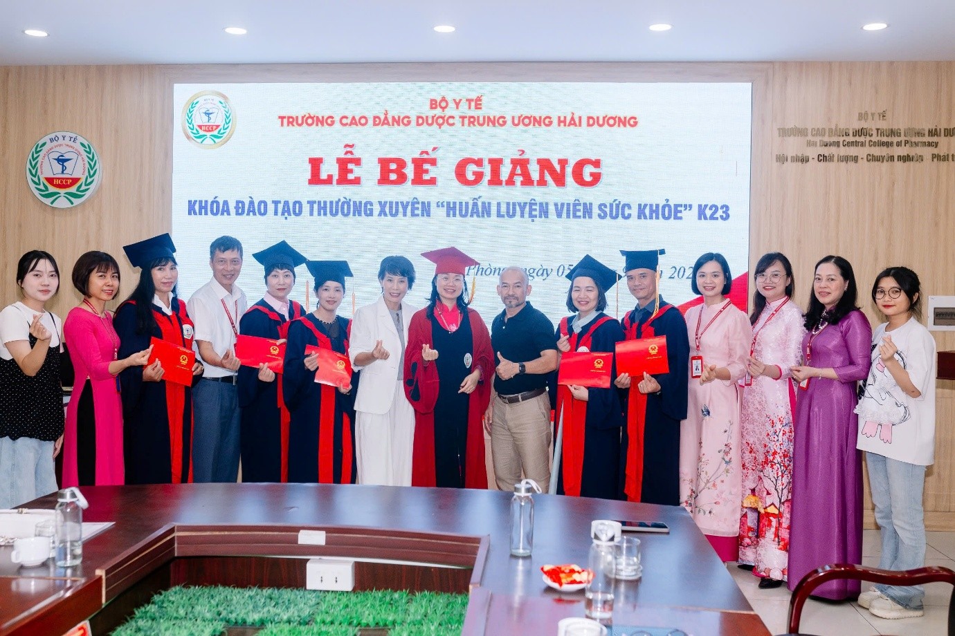 Lễ bế giảng khóa đào tạo thường xuyên Huấn luyện viên sức khỏe Khóa 23 - Khép lại một hành trình, mở ra một hy vọng tiếp nối