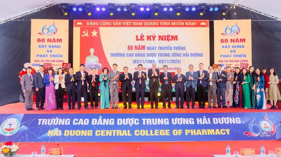 HCCP chúc mừng Ngày Dược sĩ Thế giới 25/9: Tự hào truyền thống, kiến tạo tương lai ngành Dược