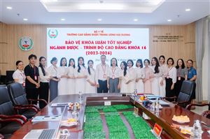 HCCP TỔ CHỨC CHO SINH VIÊN BẢO VỆ KHÓA LUẬN TỐT NGHIỆP 2026