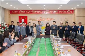 ĐOÀN CÔNG TÁC CỦA BỘ TRƯỞNG BỘ Y TẾ ĐÀO HỒNG LAN THĂM, LÀM VIỆC VÀ CHÚC TẾT HCCP