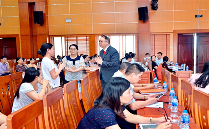 Chuyên gia Singapore tập huấn về thúc đẩy động lực