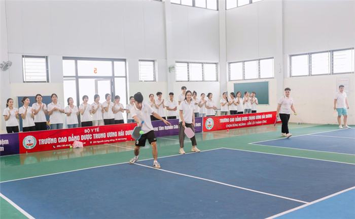 Cơ sở vật chất hỗ trợ sinh viên thực hành tại bộ môn Khoa học cơ bản